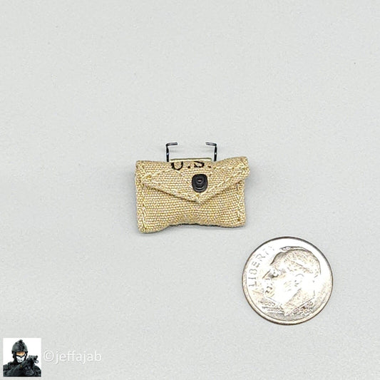 1:6 scale DiD WWII Sergeant Horvath First Aid Pouch for 12" Figures