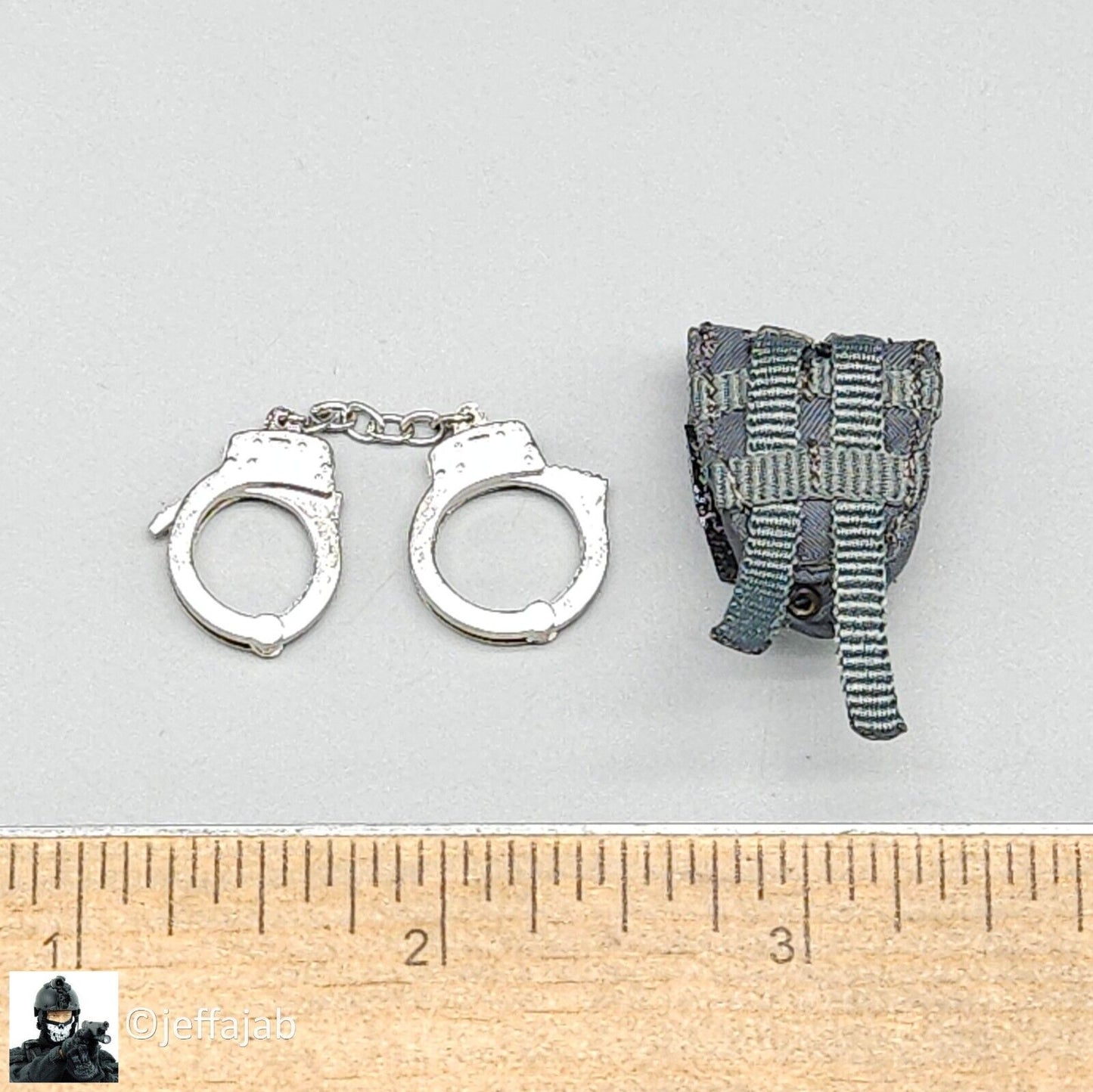 1:6 Easy & Simple Dutch DSI Sniper Gray Handcuffs Pouch for 12" Figures