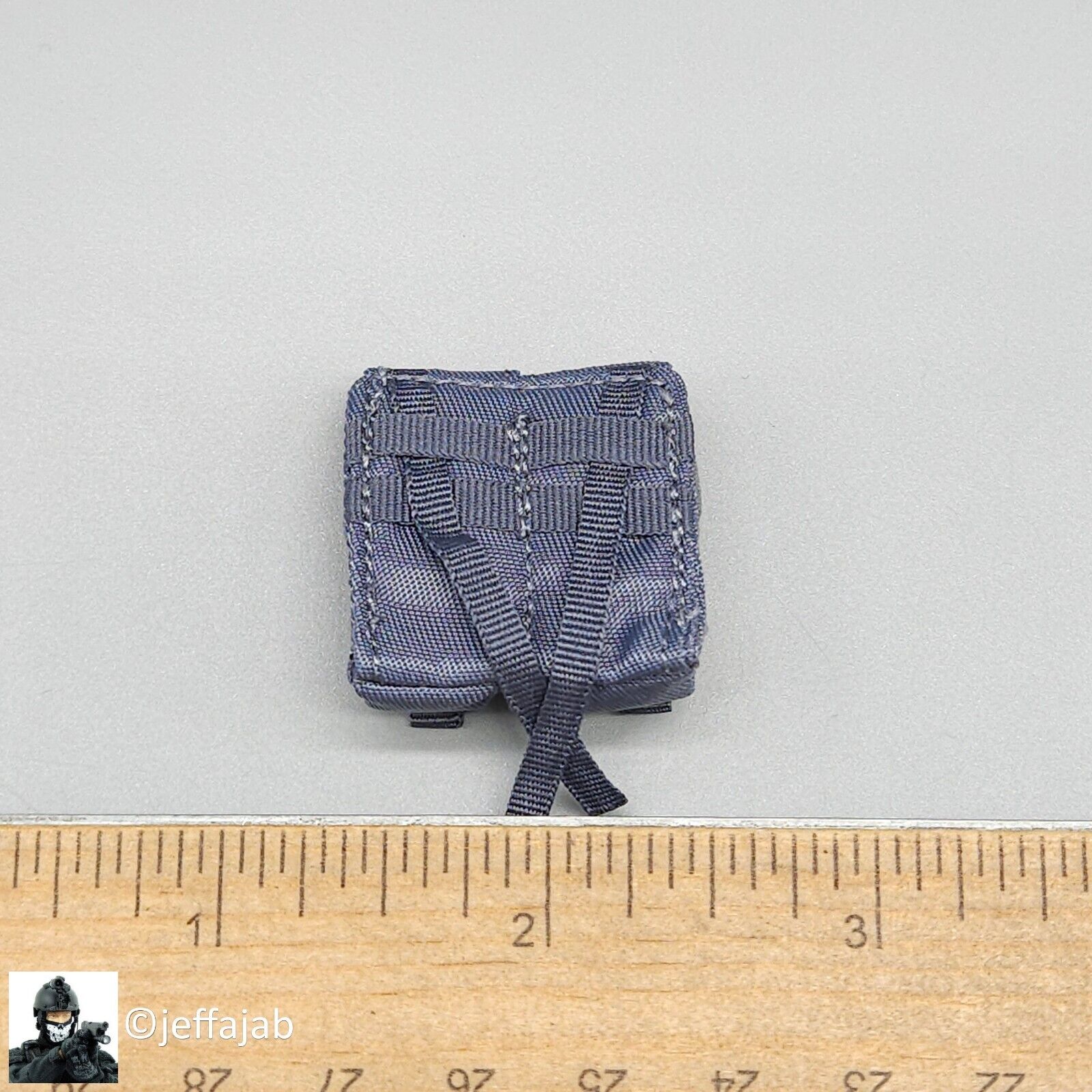 1:6 Soldier Story The Division 2 Agent Brian Johnson Gray Rifle Mag Pouch