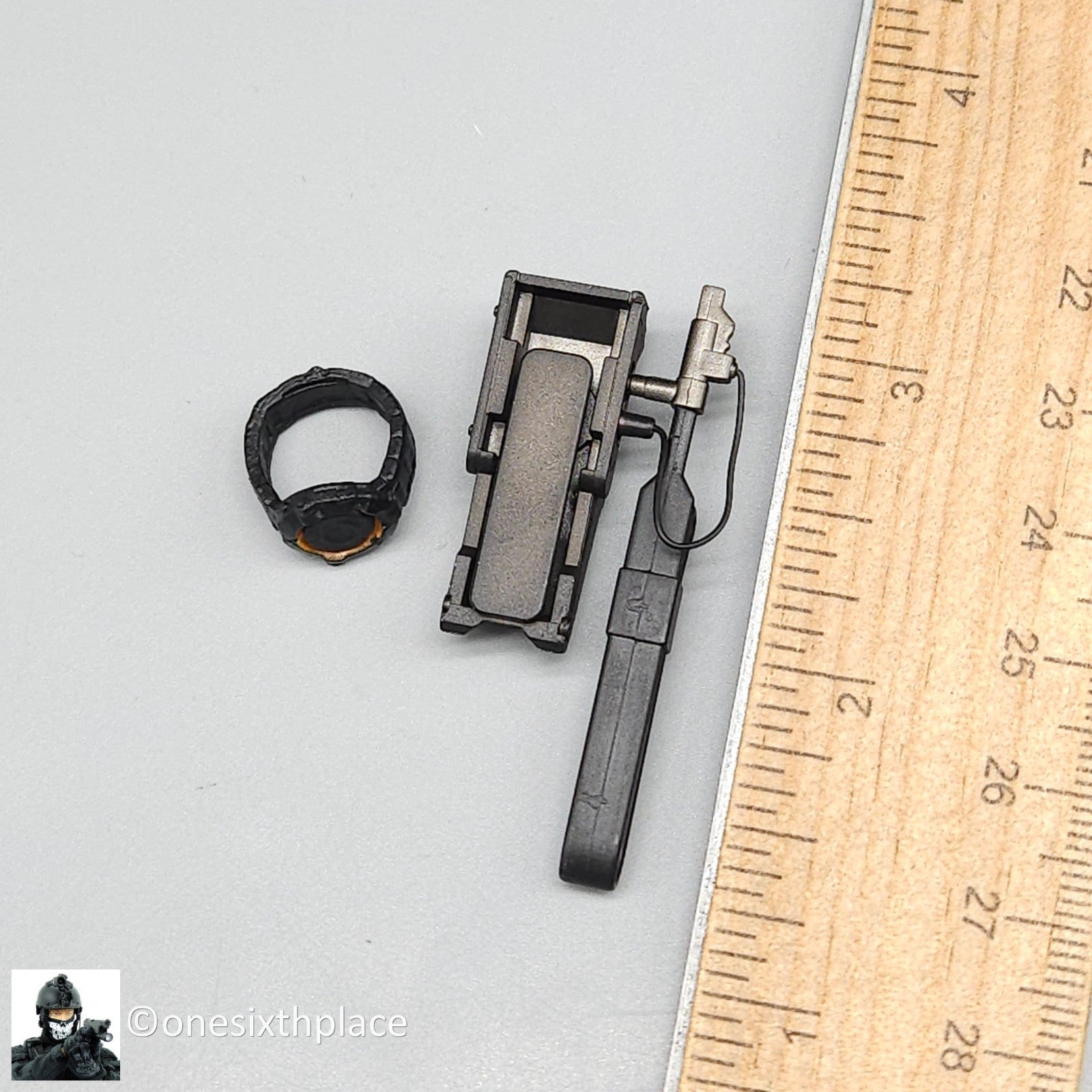 1:6 scale VTS Toys Darkzone Agent ISAC Brick Comm Relay & Watch for 12" Figures