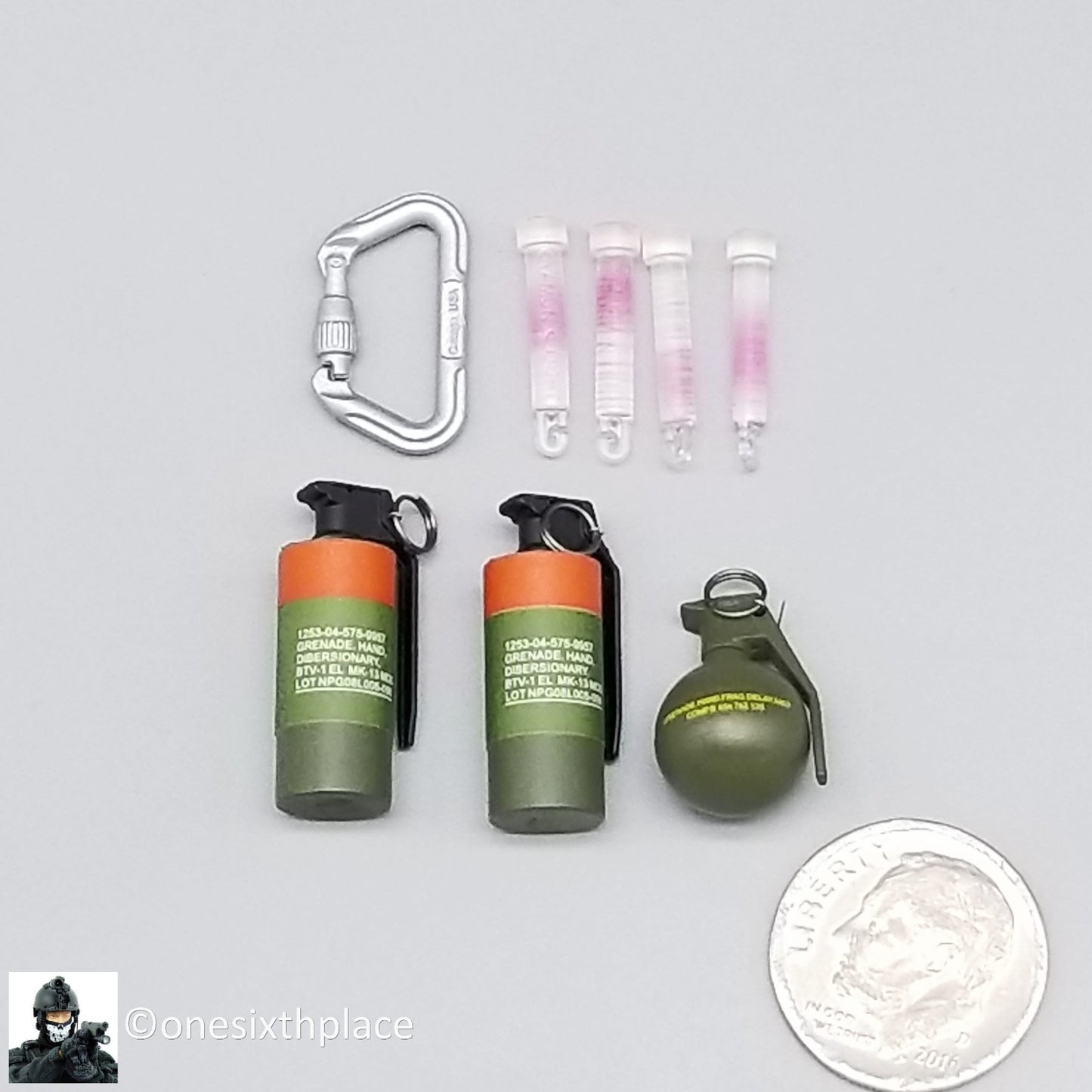 1:6 Easy & Simple NSWDG Infiltration Team Grenades Carabiner Glowsticks Set