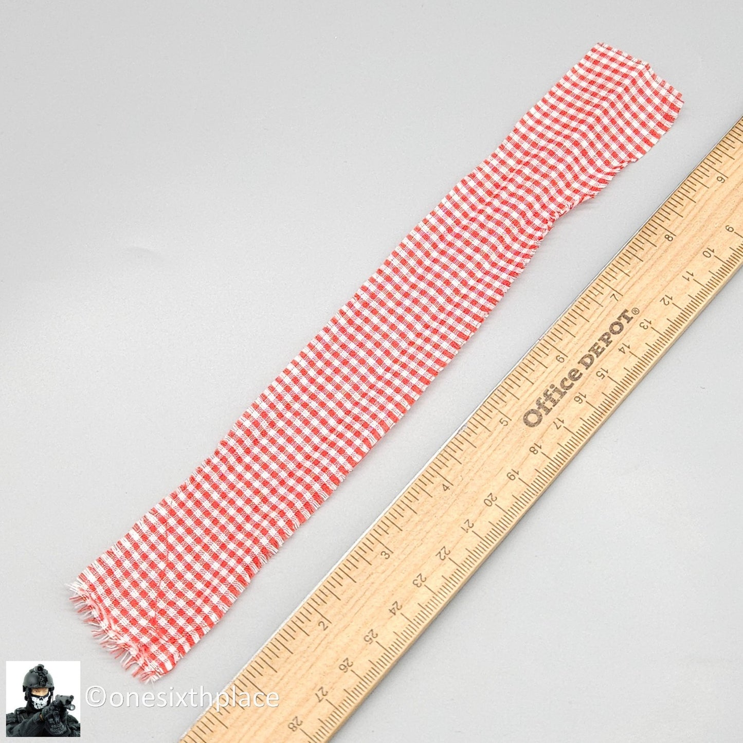 1:6 scale BBI Delta Force Striker Red Checkered Scarf for 12" Figures
