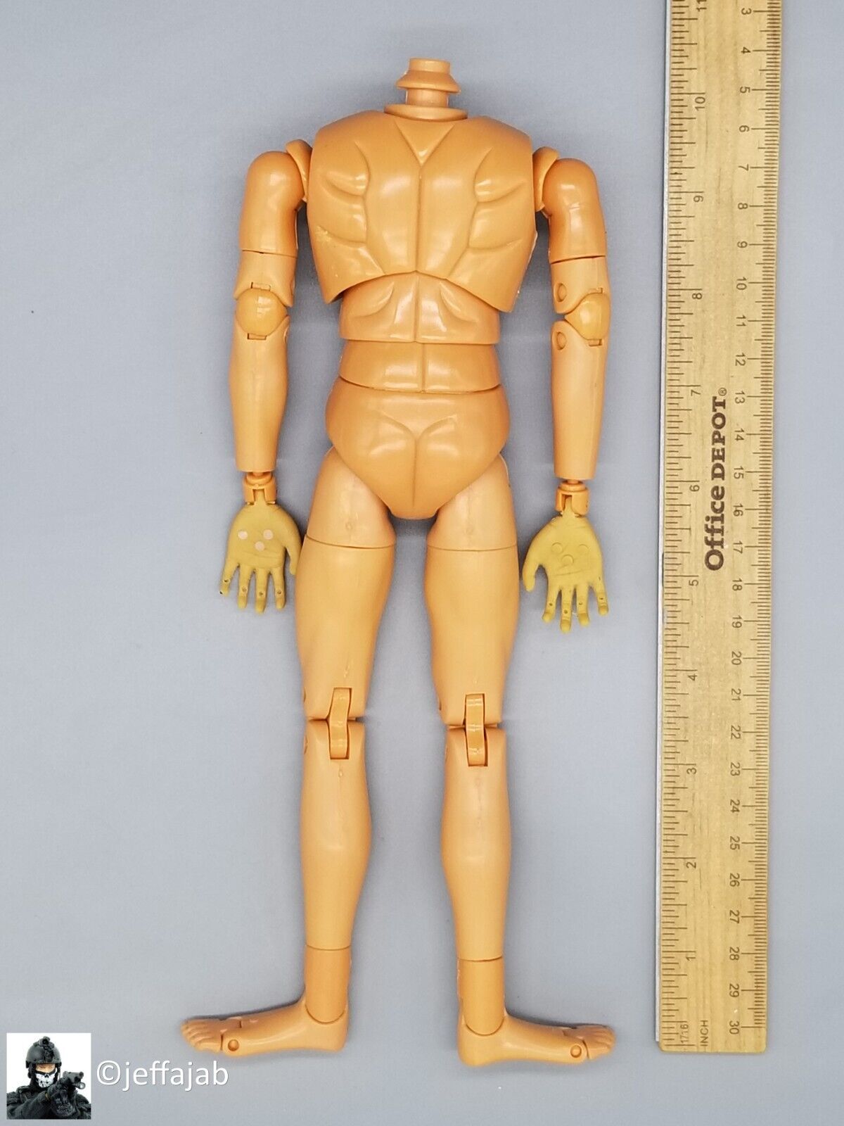 1:6 DiD Gen 1 Male Nude Body with Bendy Hands #2 for 12" Figures