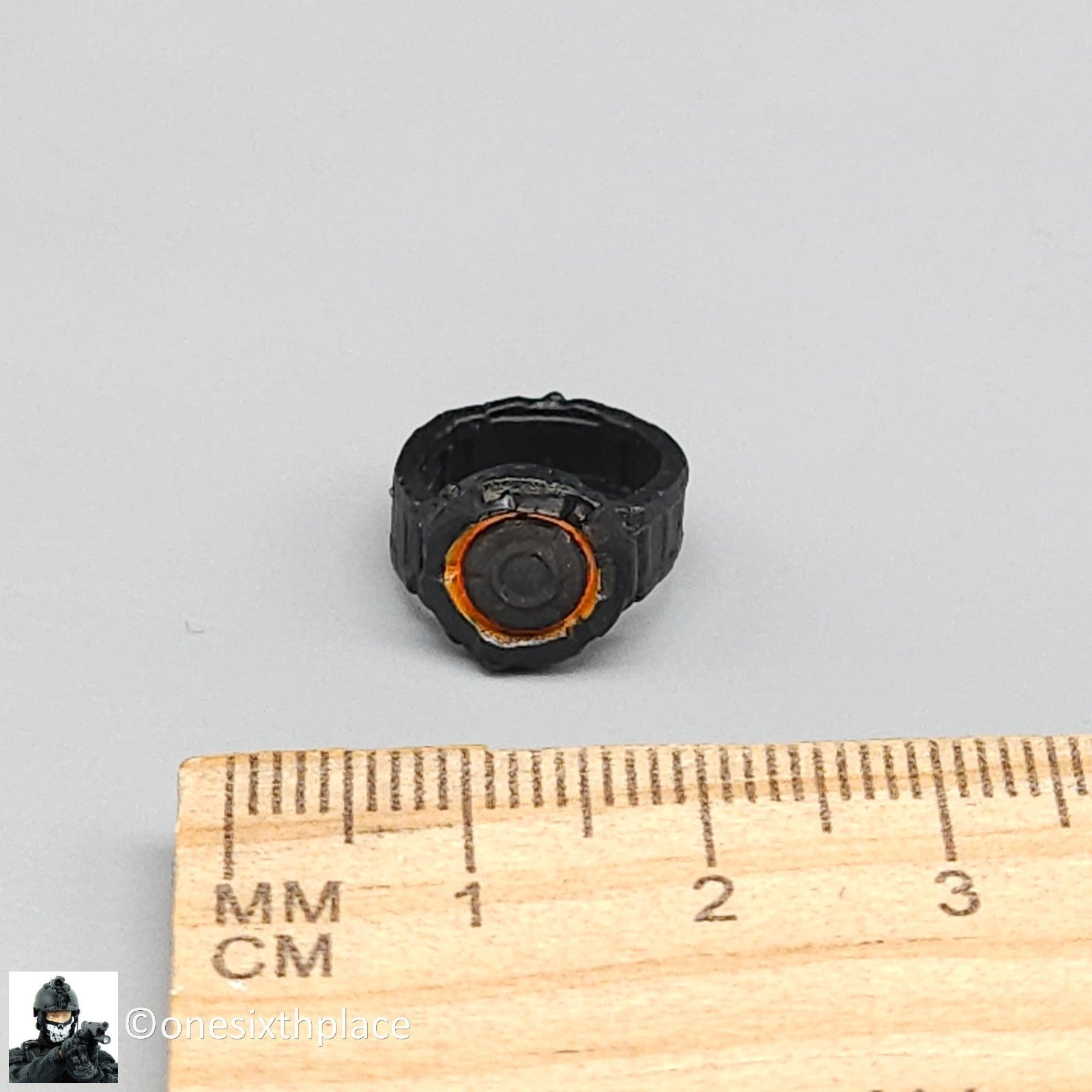 1:6 scale VTS Toys Darkzone Agent Smart Watch for 12" Figures