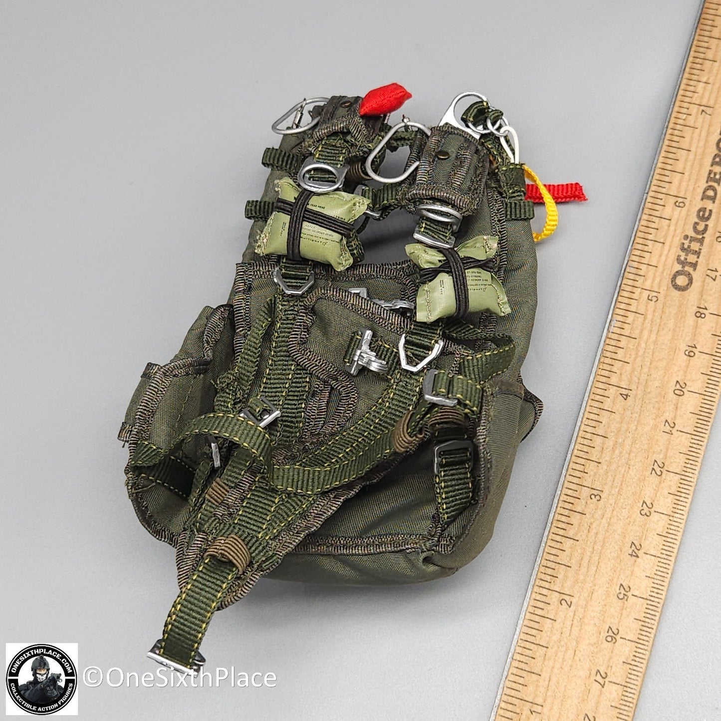 1:6 scale BBI Elite Force Australian SASR HALO Parachute Pack for 12" Figures