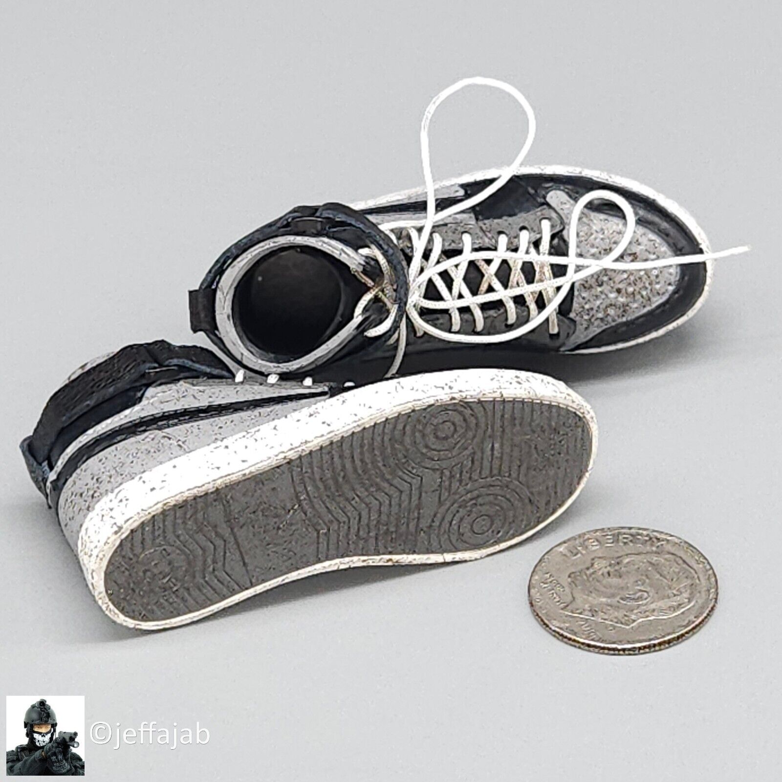 1:6 Soldier Story The Division 2 Agent Caleb Dunne Molded Sneakers (Foot Type)