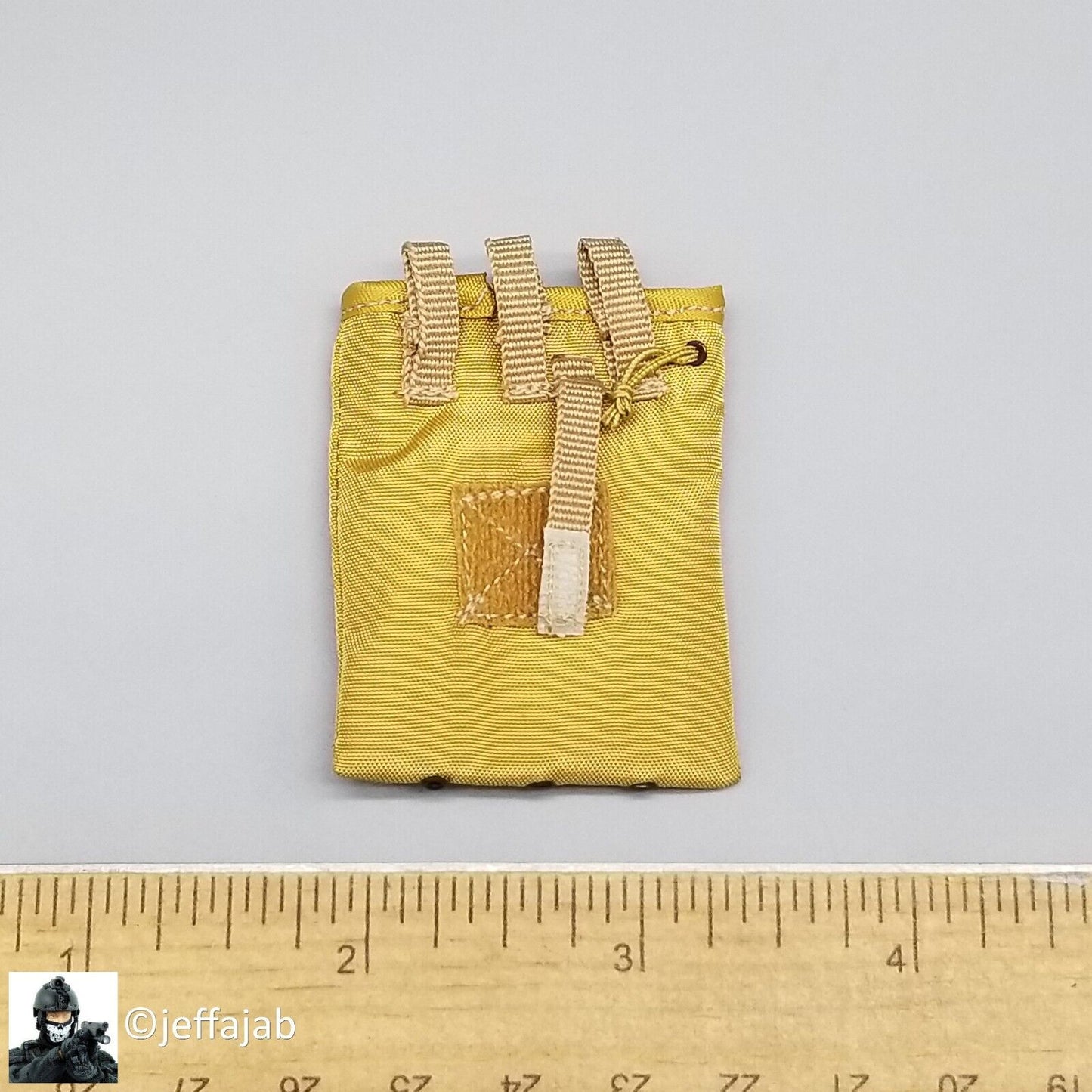 1:6 scale DamToys 31st MEU Force Reconnaissance Platoon Coyote Lt Tan Dump Pouch