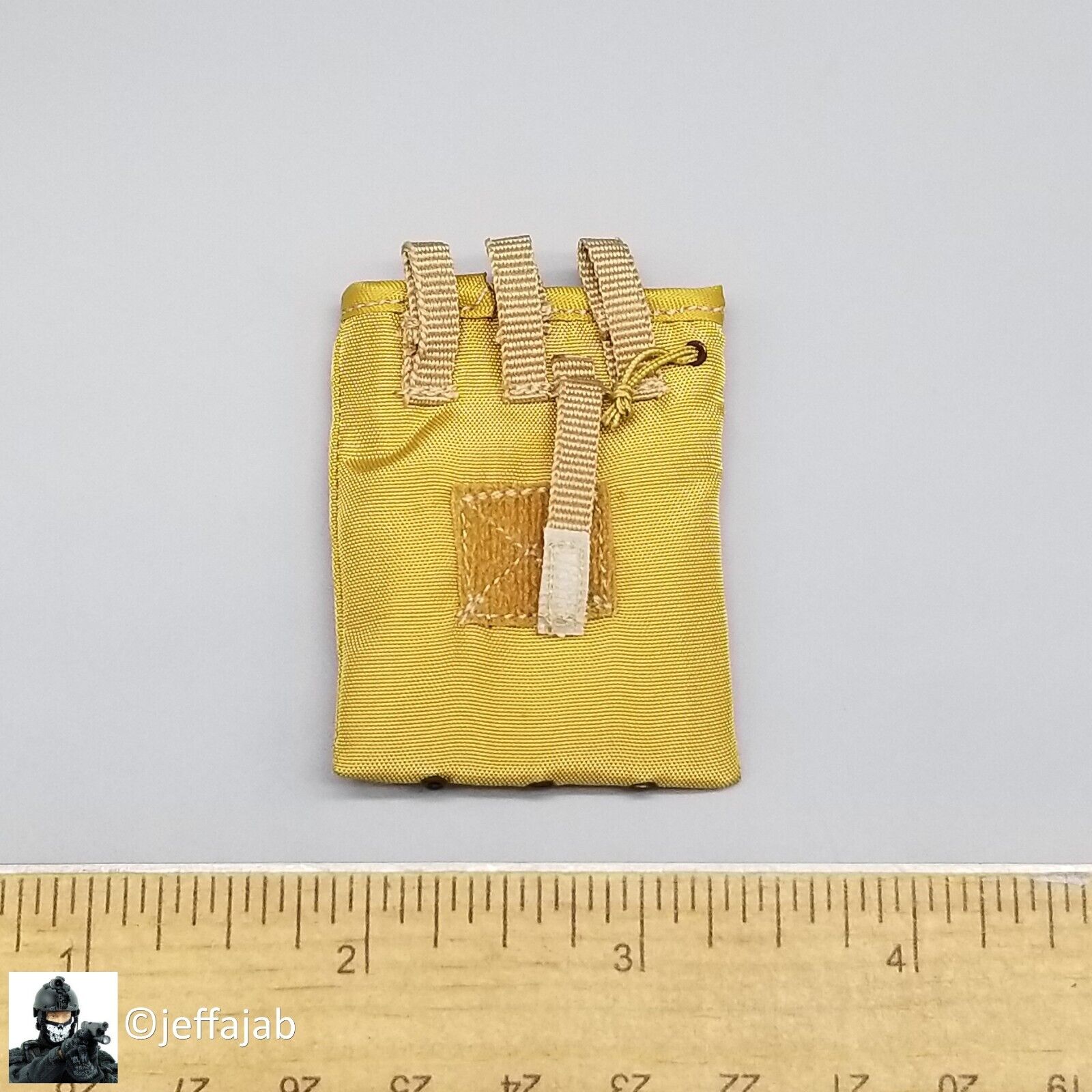 1:6 scale DamToys 31st MEU Force Reconnaissance Platoon Coyote Lt Tan Dump Pouch