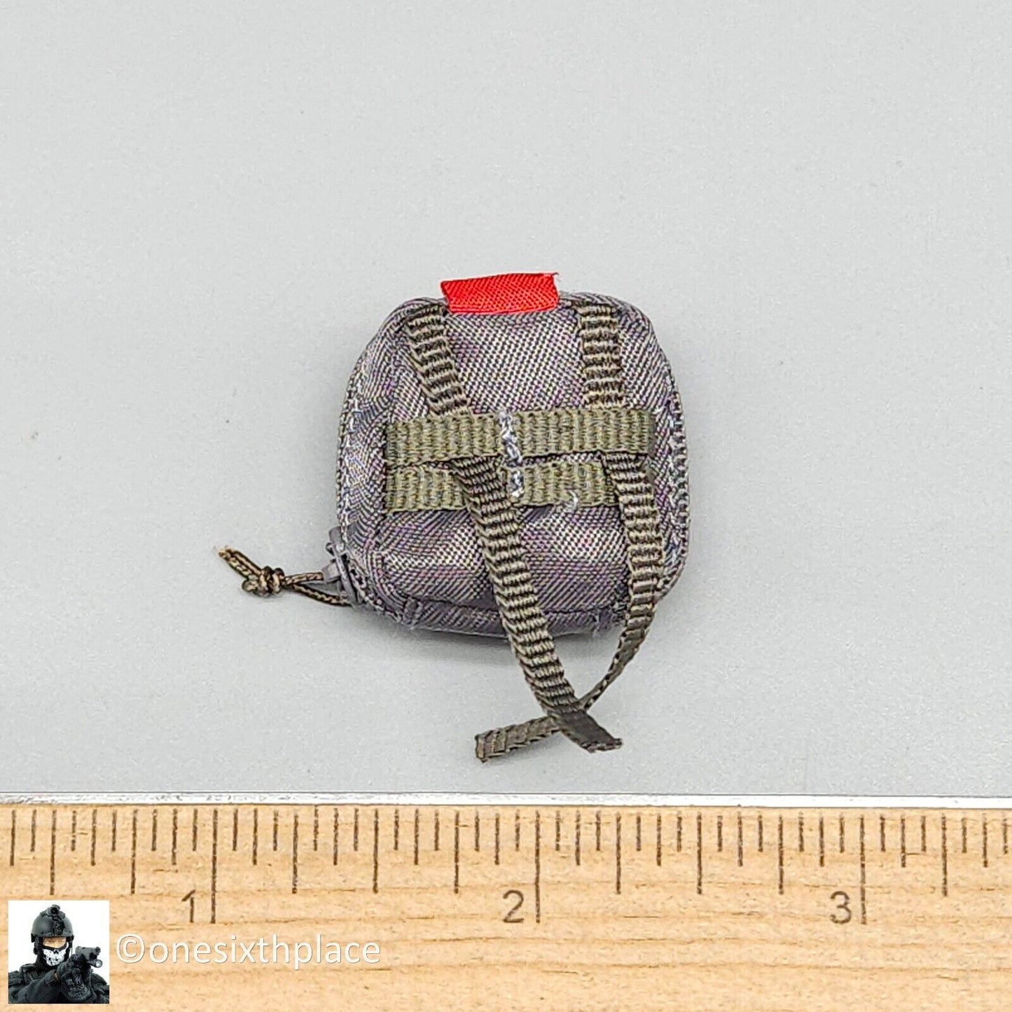 1:6 scale Soldier Story The Division 2 Agent Heather Ward Gray Medic Pouch