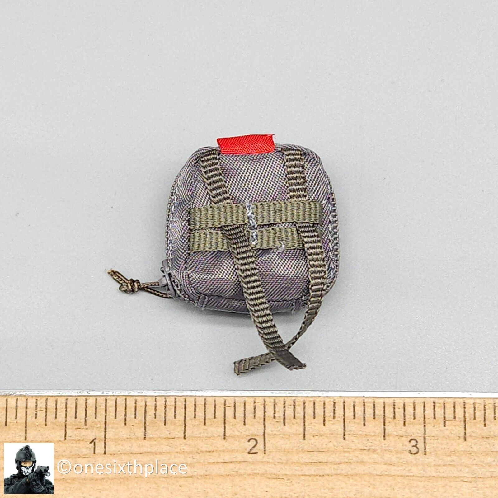1:6 scale Soldier Story The Division 2 Agent Heather Ward Gray Medic Pouch