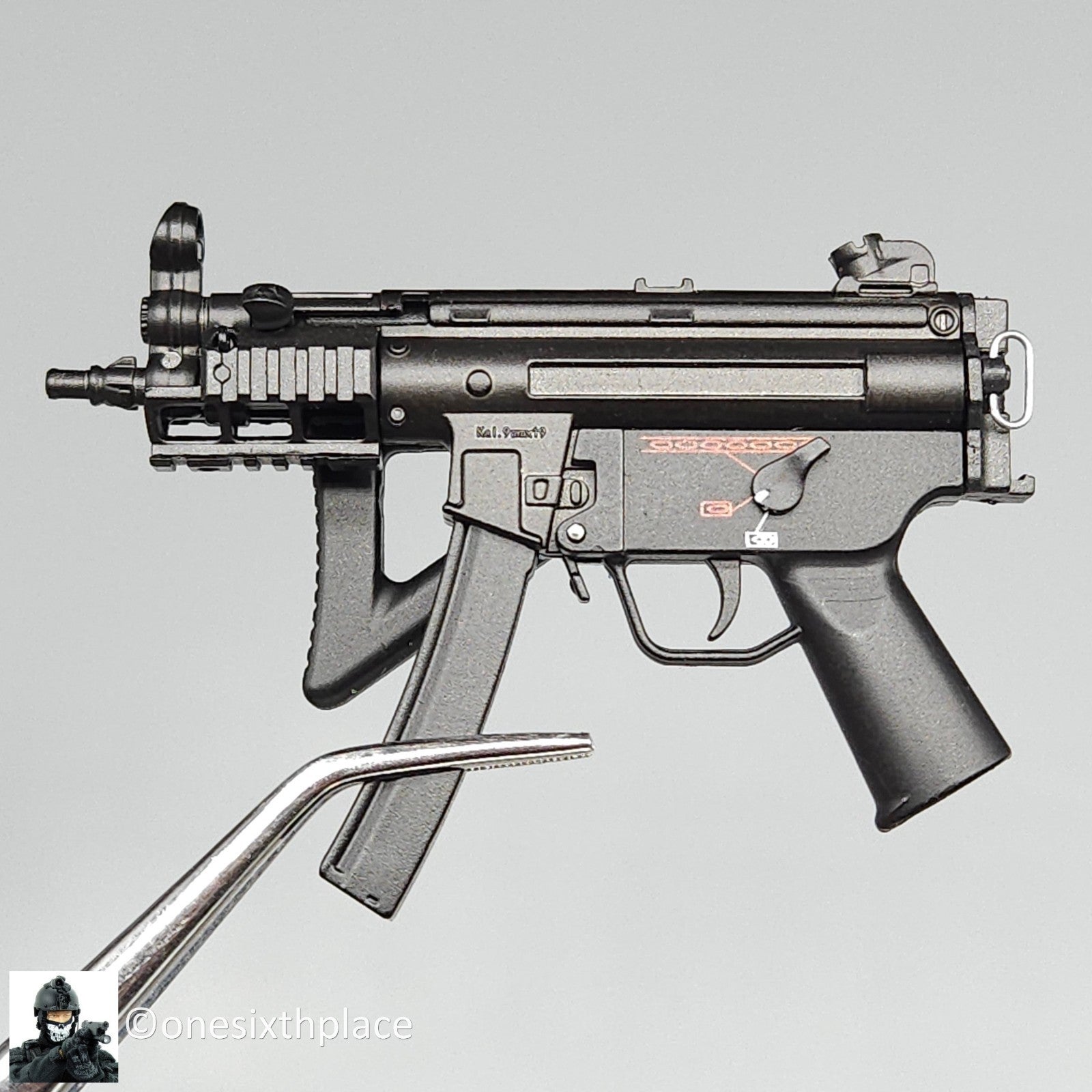 1:6 scale Easy & Simple Coalition Forces MP5 Submachine Gun 12" Figures 26065SC