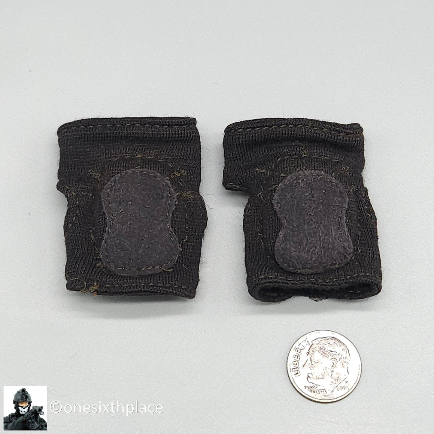 1:6 scale ACE Black Neoprene Knee Pads for 12" Figures
