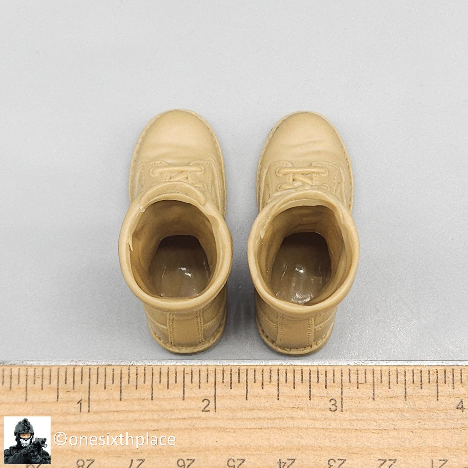 1:6 scale BBI Desert Tan Combat Boots (Foot Type) for 12" Figures