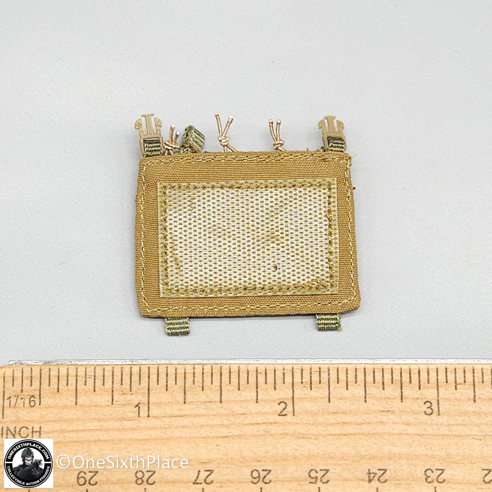1:6 scale General's Armoury Bravo 7-1 Kill or Capture Triple M7 Mag Pouch