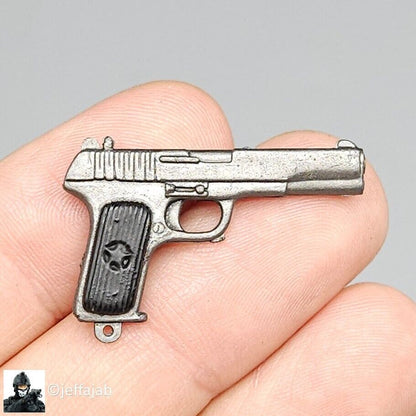 1;6 Ultimate Soldier NVA T 54 / Russian TT-33 Tokarev Pistol for 12" Figures