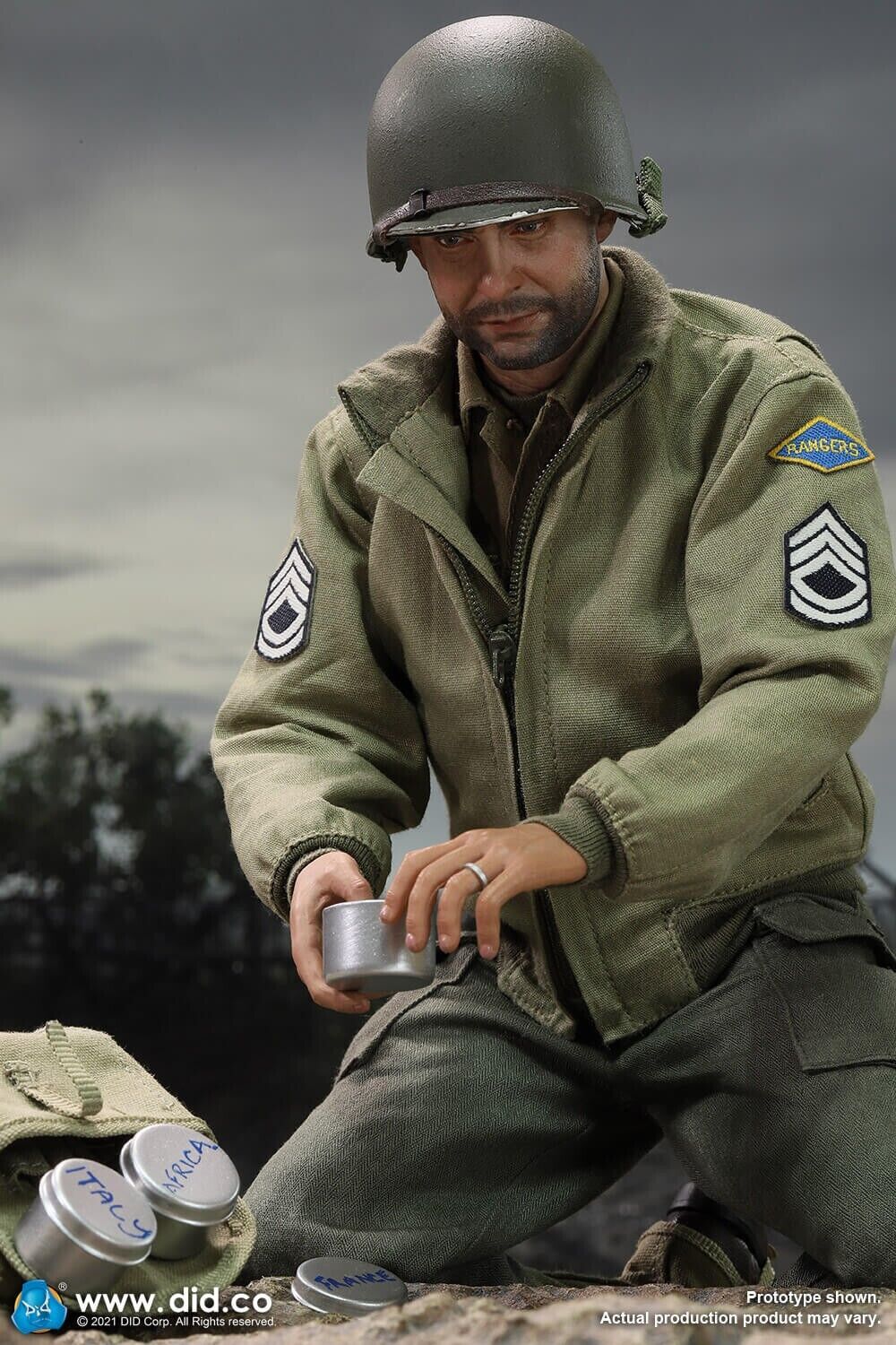 1:6 scale DiD WWII Sergeant Horvath Metal Tin Canister Set for 12" Figures