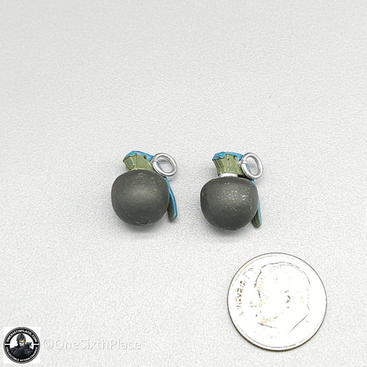 1:6 scale Dragon Vietnam US Lt Col Moore Grenades (x2) for 12" Figure