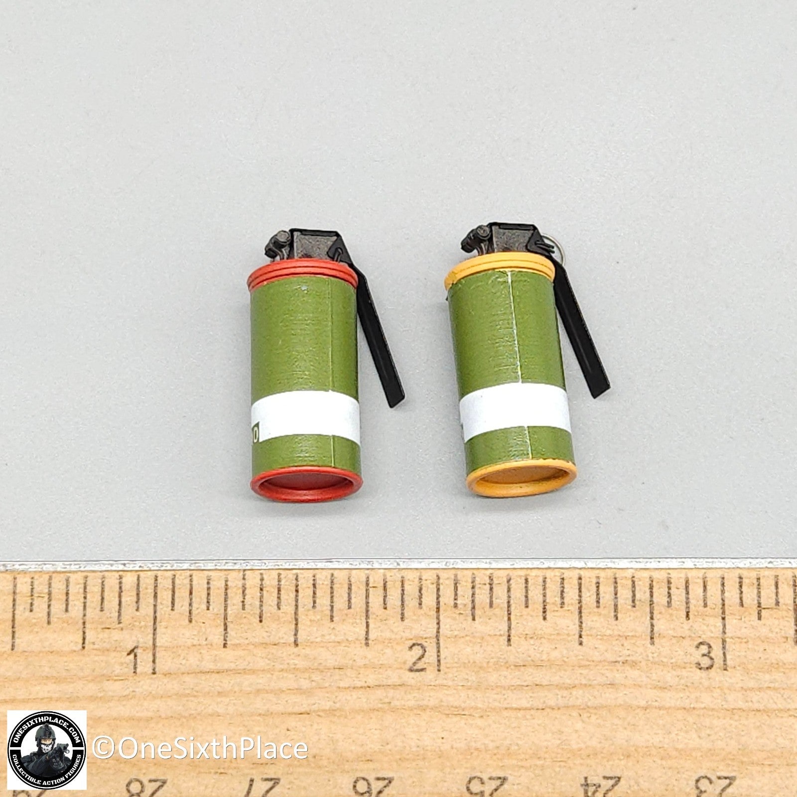 1:6 scale DiD Vietnam US Army Colonel James Smoke Grenades for 12" Figures