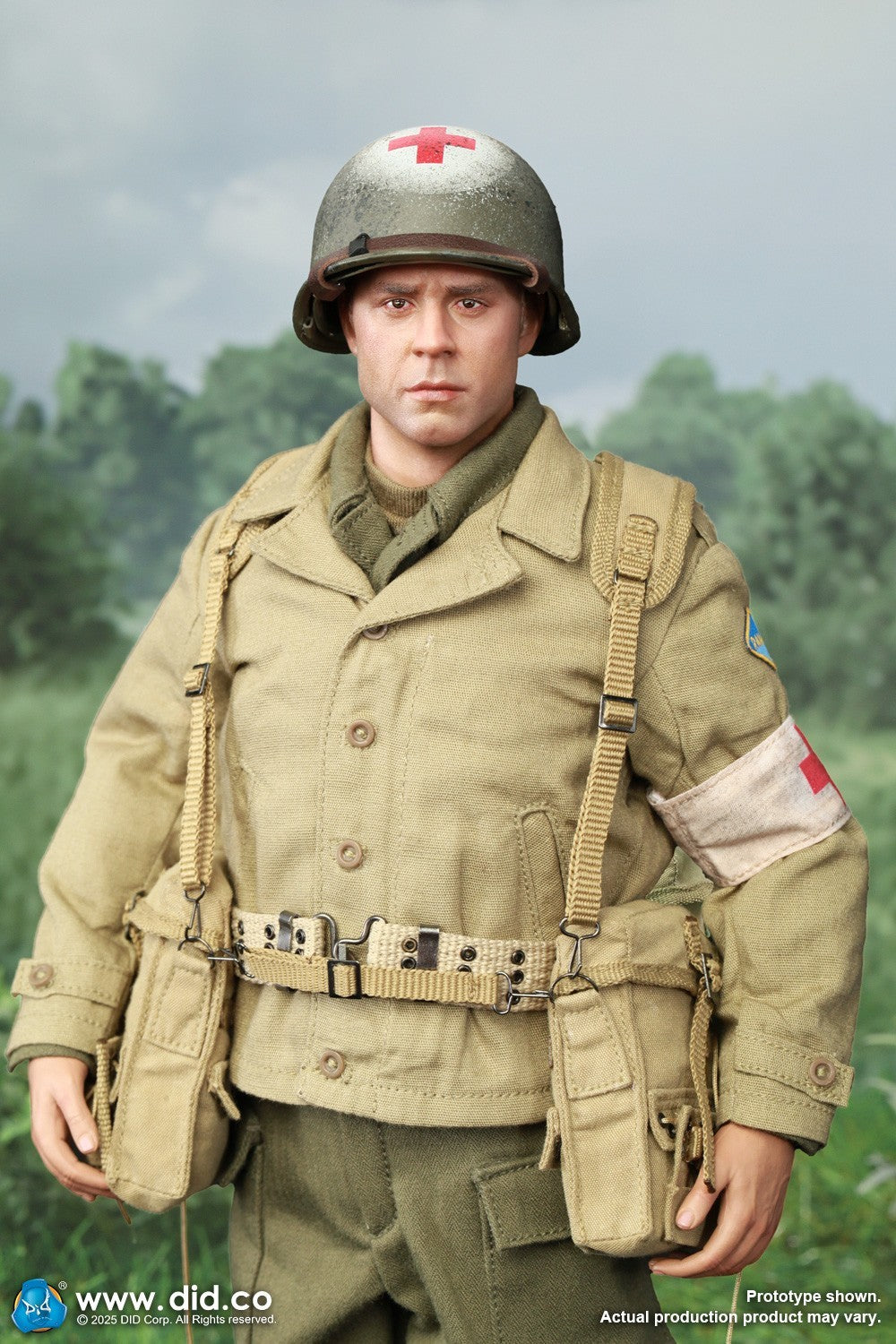 1:6 Scale DiD WWII US 2nd Ranger Battalion Medic Wade Helmet for