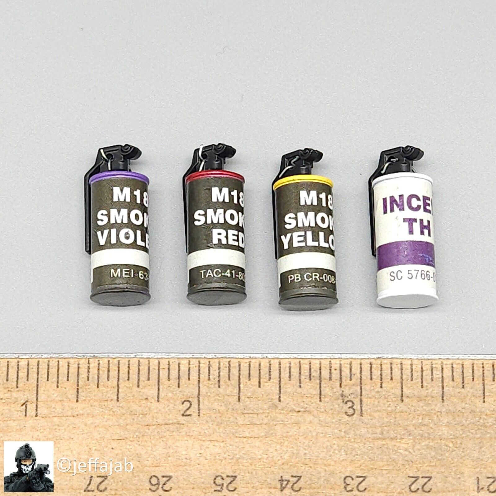 1:6 QO Toys Vietnam 101st Airborne Hamburger Hill Metal Smoke Grenades (x4)
