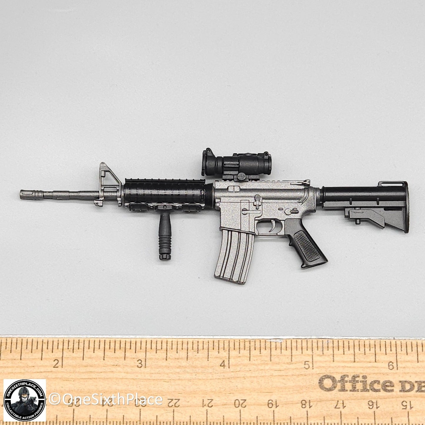 1:6 scale Dragon M4 Rifle w/ Aimpoint Sight for 12" Figures