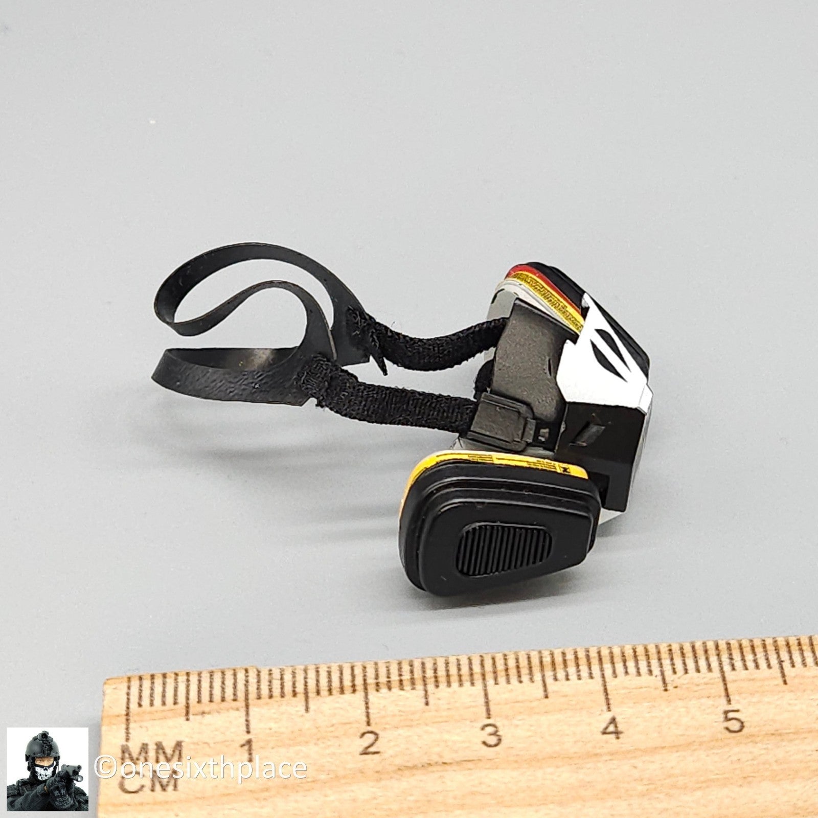 1:6 scale DamToys Extreme Zone Samurai Sakifuji Craig Gas Mask Respirator