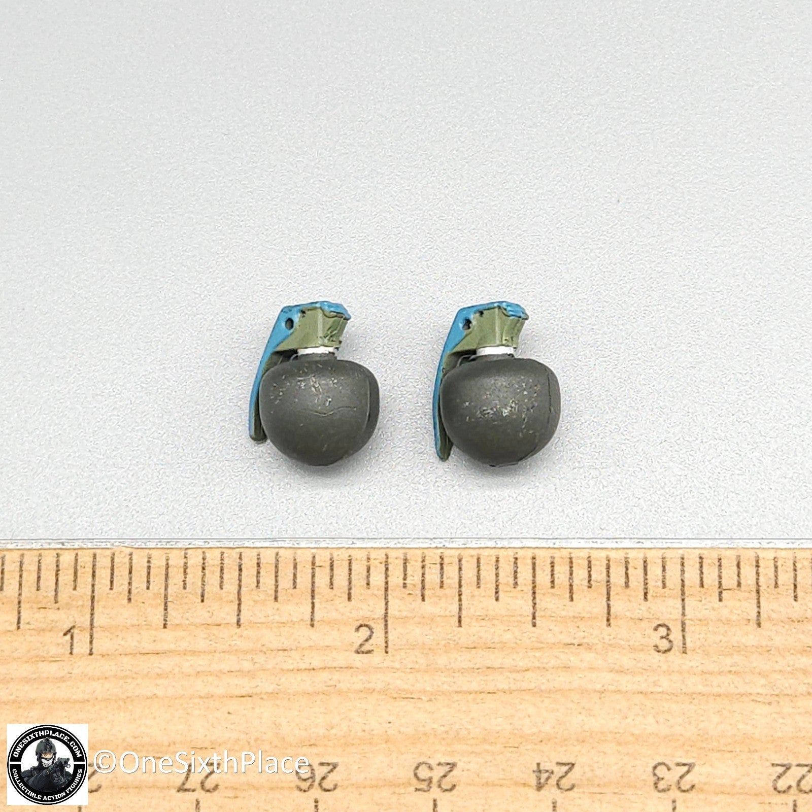 1:6 scale Dragon Vietnam US Lt Col Moore Grenades (x2) for 12" Figure