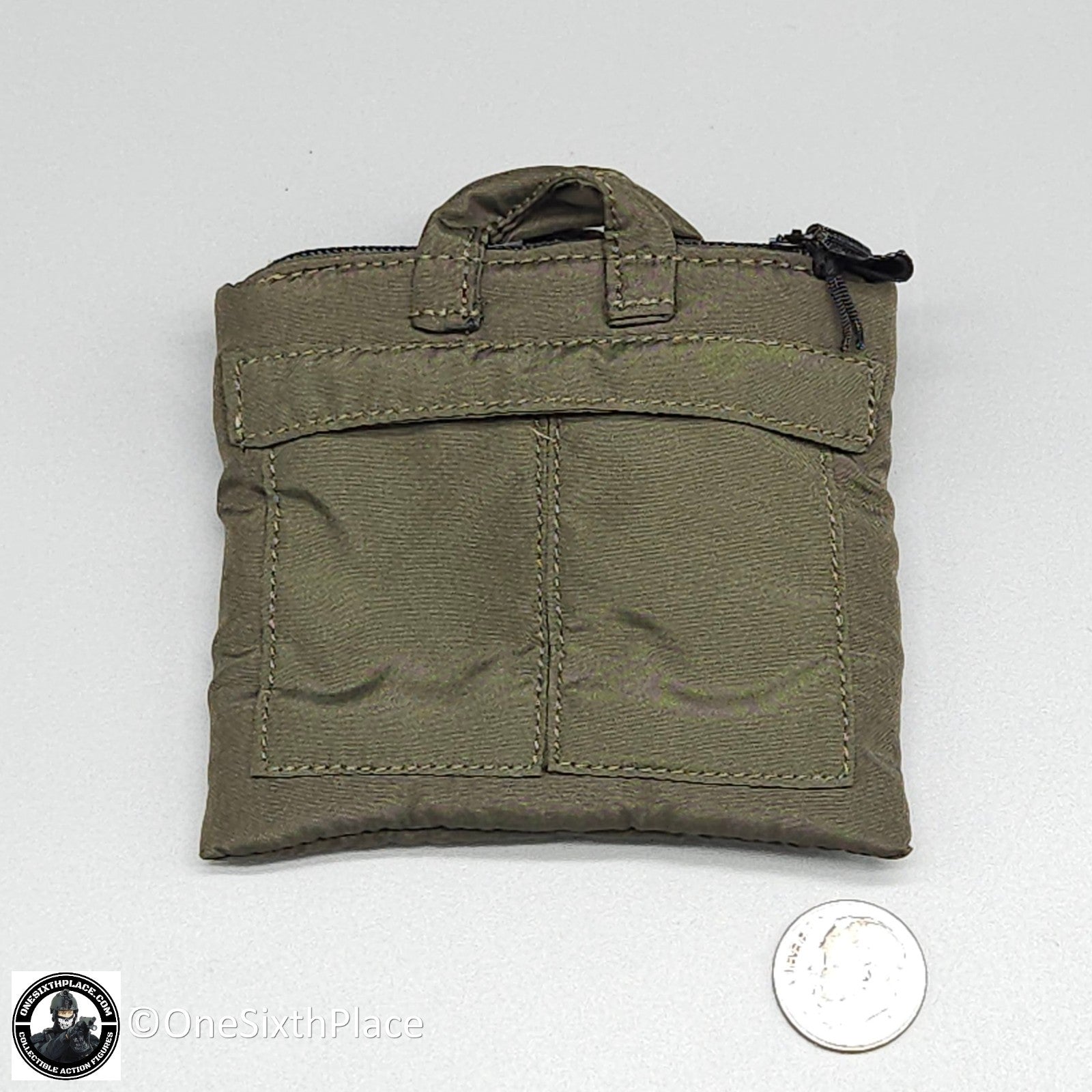 1:6 scale Green Aircrew Pilot Helmet Flight Bag for 12" Figures