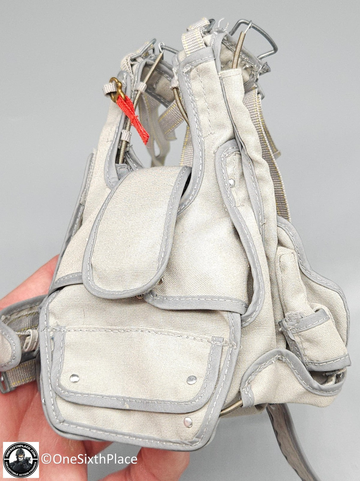 1:6 scale BBI Elite Force SEAL Team 3 HALO Parachute Pack for 12" Figures