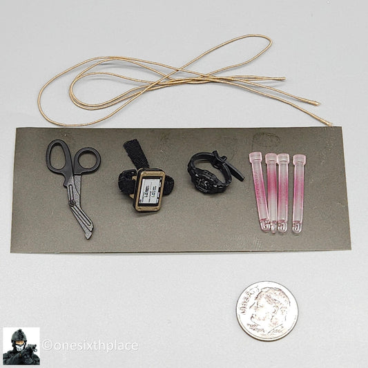 1:6 scale Easy & Simple Coalition Forces British SAS GPS Watch Scissors Set