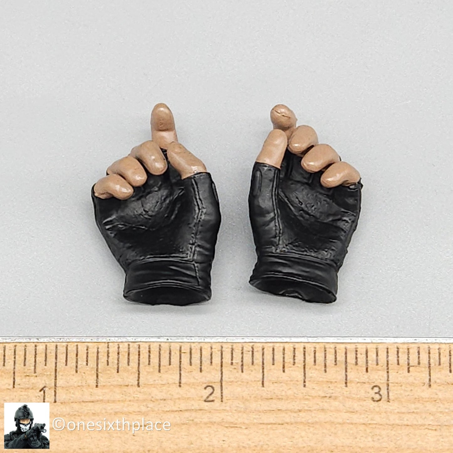 1:6 scale Flagset Serbia Sniper Goslavia Fingerless Gloved Hands for !2" Figures