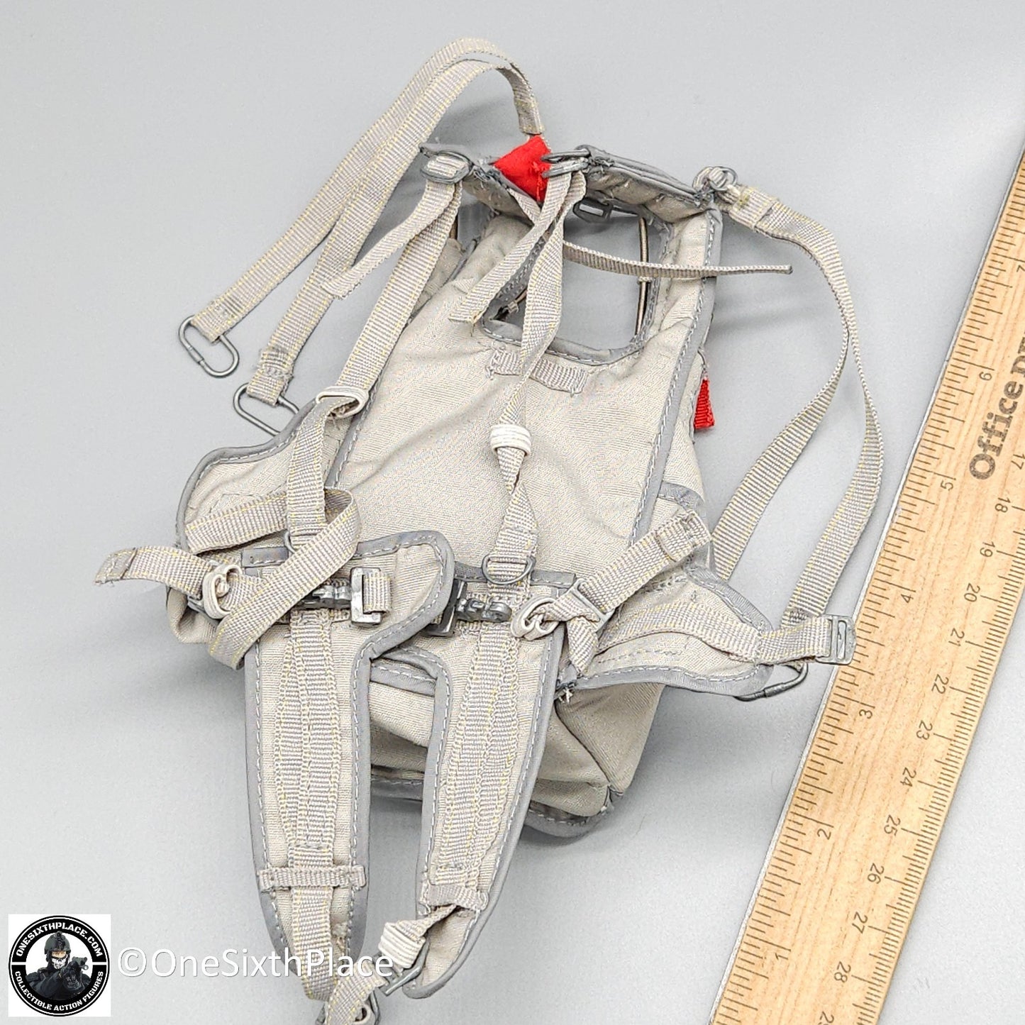 1:6 scale BBI Elite Force SEAL Team 3 HALO Parachute Pack for 12" Figures