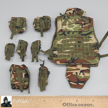 1:6 Very Hot Toys US Army EOD Woodland Body Armor Vest w/ Pouches Set 12" Figure