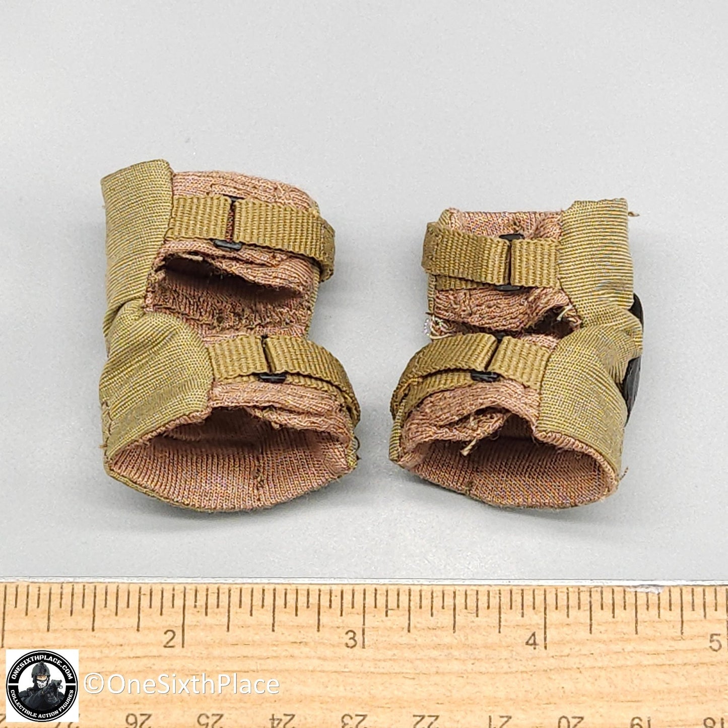 1:6 scale ACE SEAL Team 10 Tan Knee Pads for 12" Figures