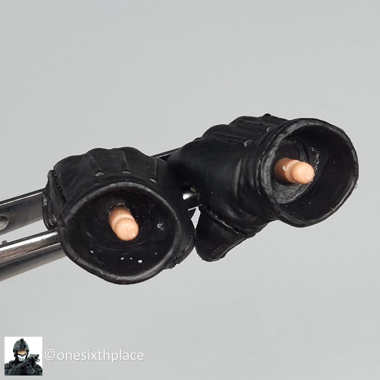 1:6 BBI French Foreign Legion Leon G1 Black Gloved Hands for 12" Figures