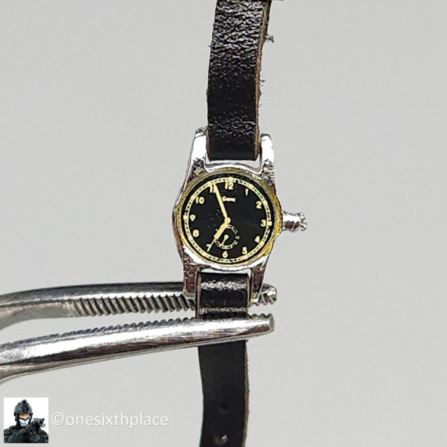 1:6 scale DiD WWII US 2nd Ranger Battalion Medic Wade Wrist Watch for 12" Figure