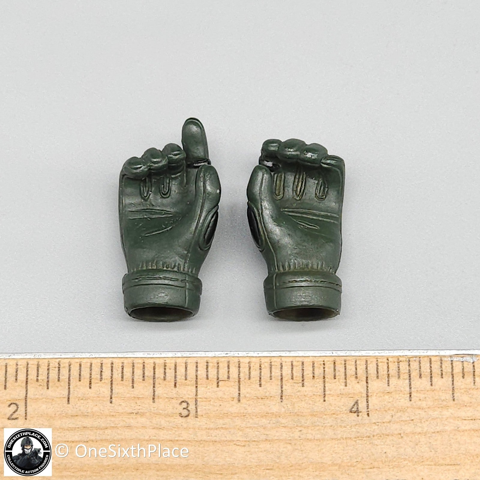 1:6 scale Female Green Tactical Gloves for 12" Figures