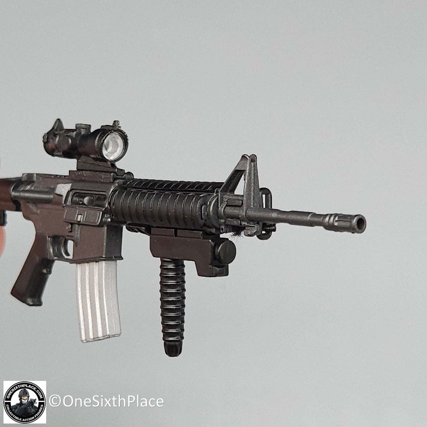 1:6 scale Dragon M4 Rifle w/ Acog Sight & Tactical Foregrip for 12" Figures