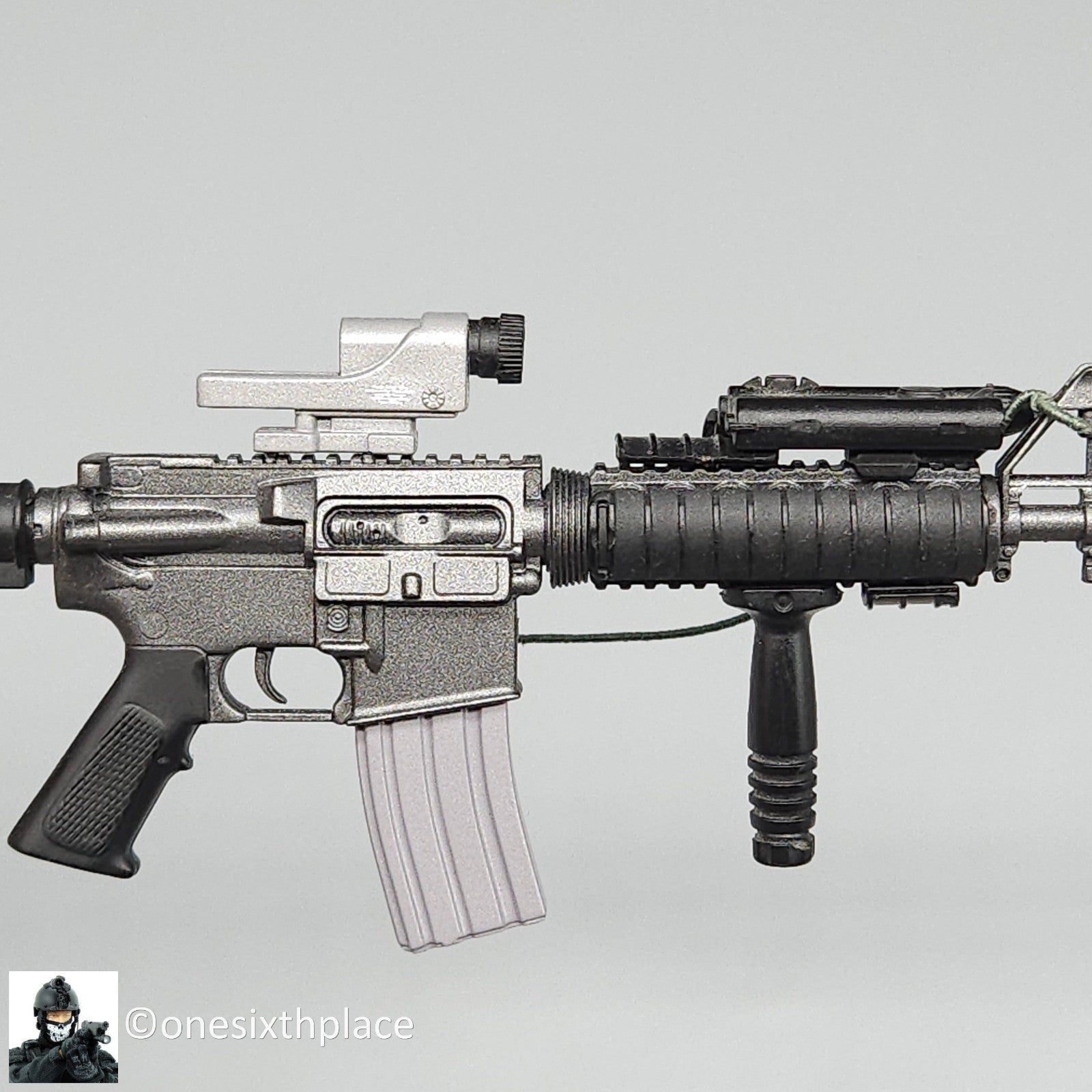 1:6 scale Dragon M4 Rifle w/ Reflex Sight & Silencer for 12" Figures