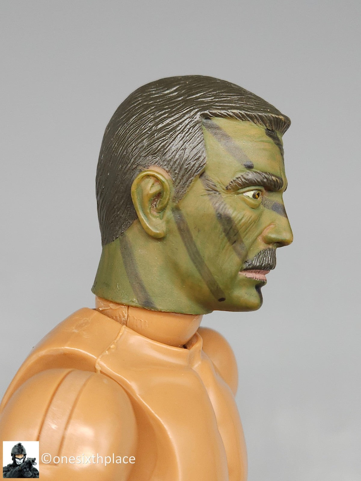 1:6 scale Ultimate Soldier Male Body w/ Camo Face & Fingerless Gloves 12" Figure