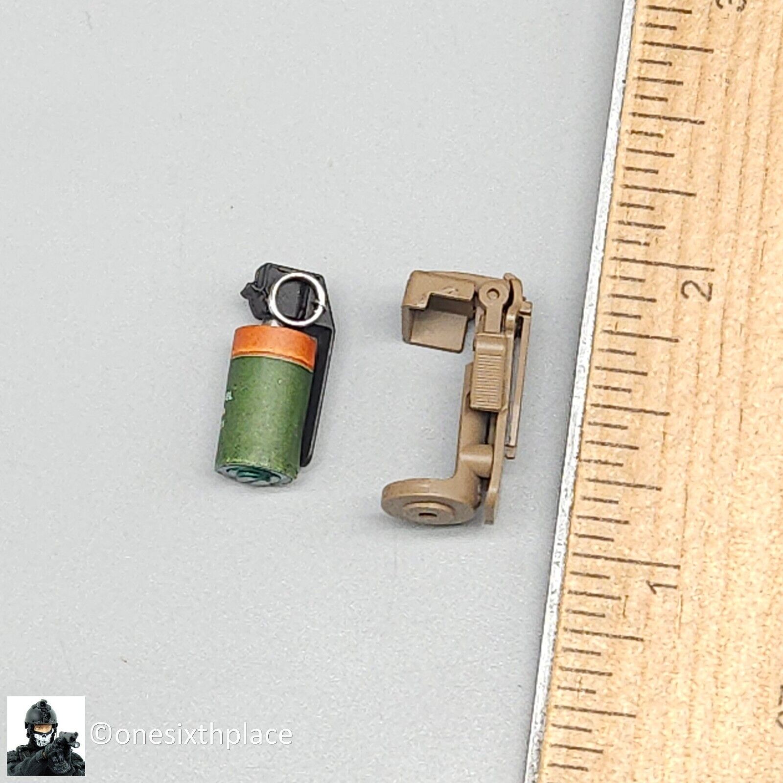 1:6 Soldier Story The Division 2 Agent Heather Ward BTV-EL Grenade & Tan Pouch