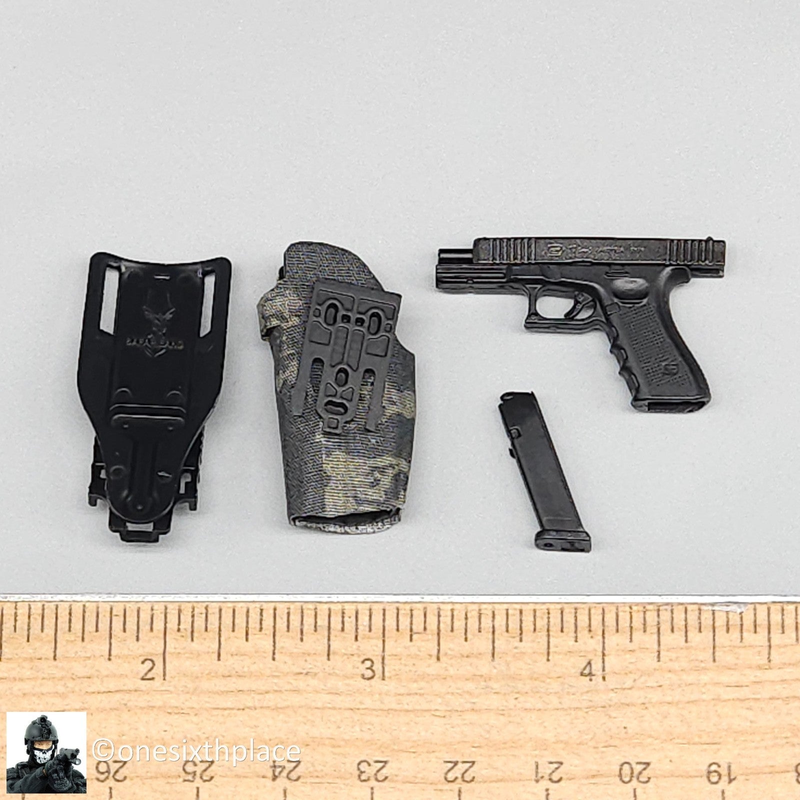 1:6 scale Easy & Simple Coalition Forces SAS Special Pistol w/ MCB Holster