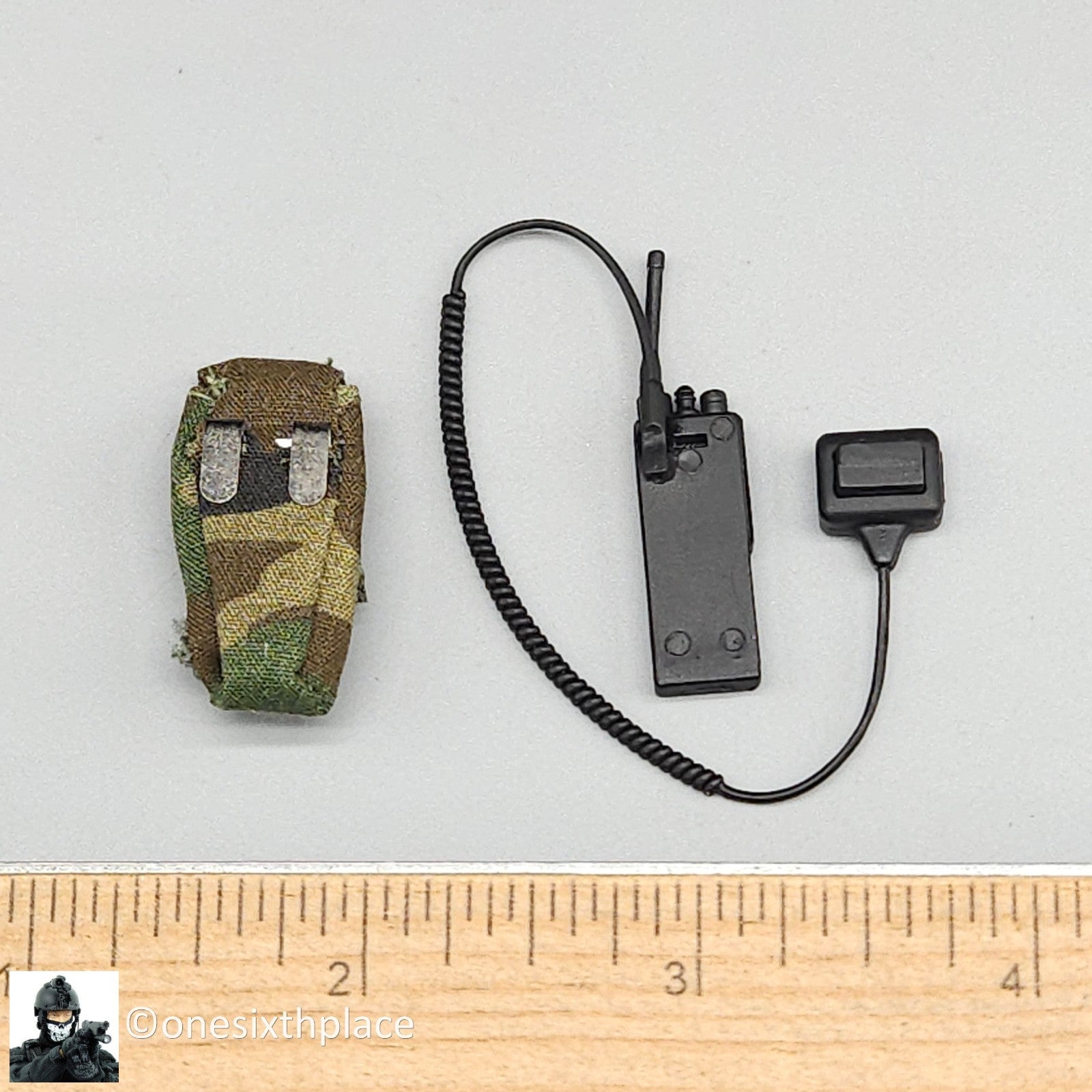 1:6 scale Dragon USMC Curtis Desert Woodland Radio w/ Pouch for 12" Figures