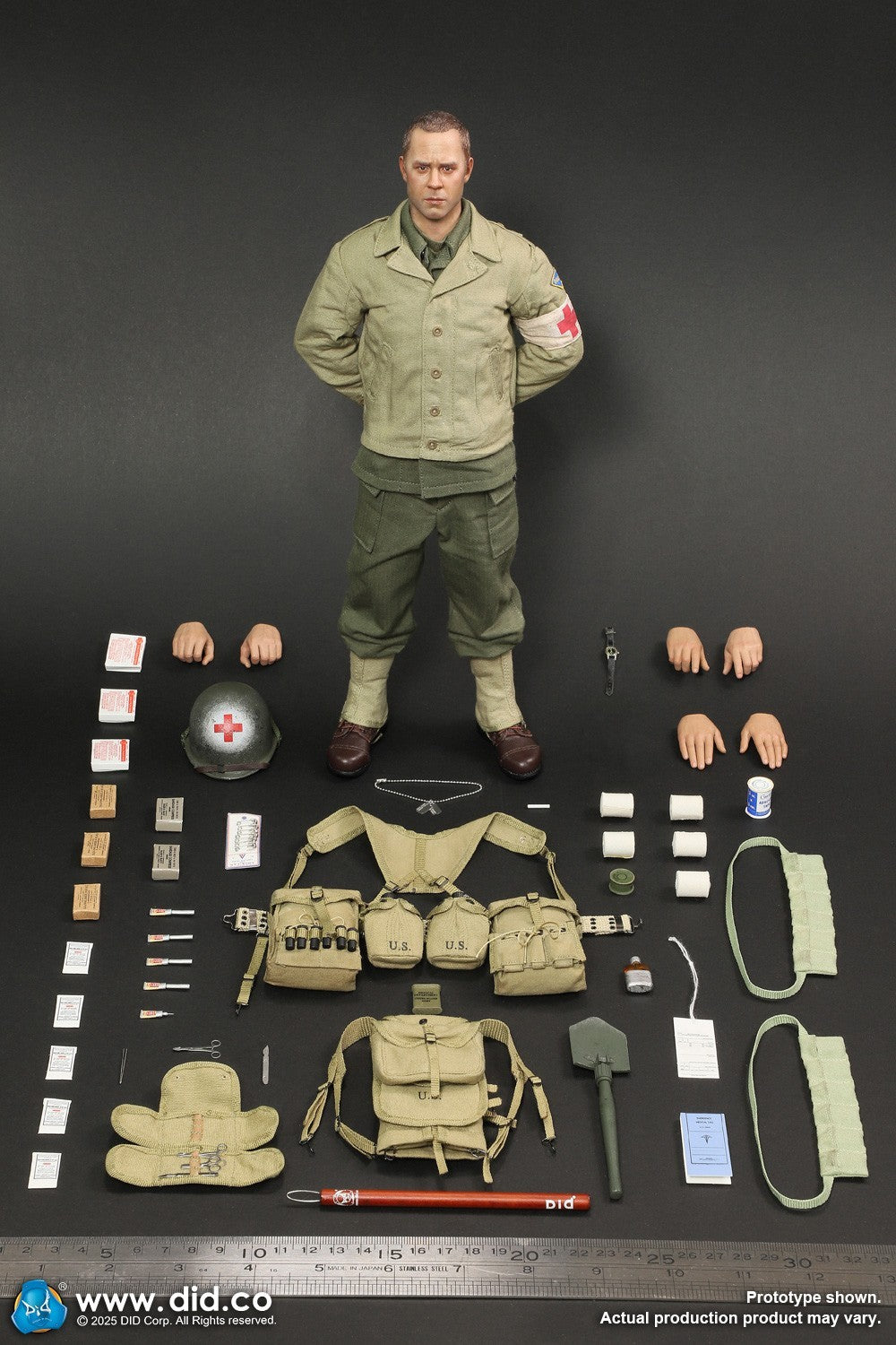 1:6 Scale DiD WWII US 2nd Ranger Battalion Medic Wade HBT Green Uniform