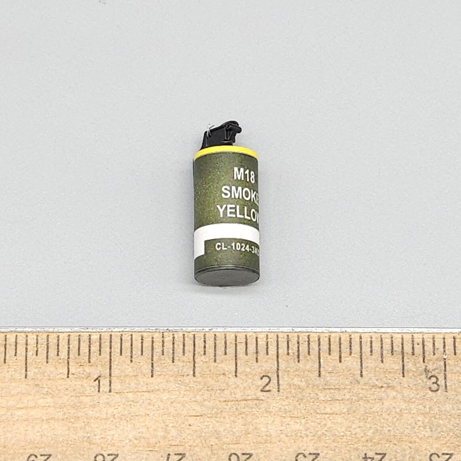 1:6 Easy & Simple 10th Special Forces Group M18 Yellow Smoke Grenade (x1)