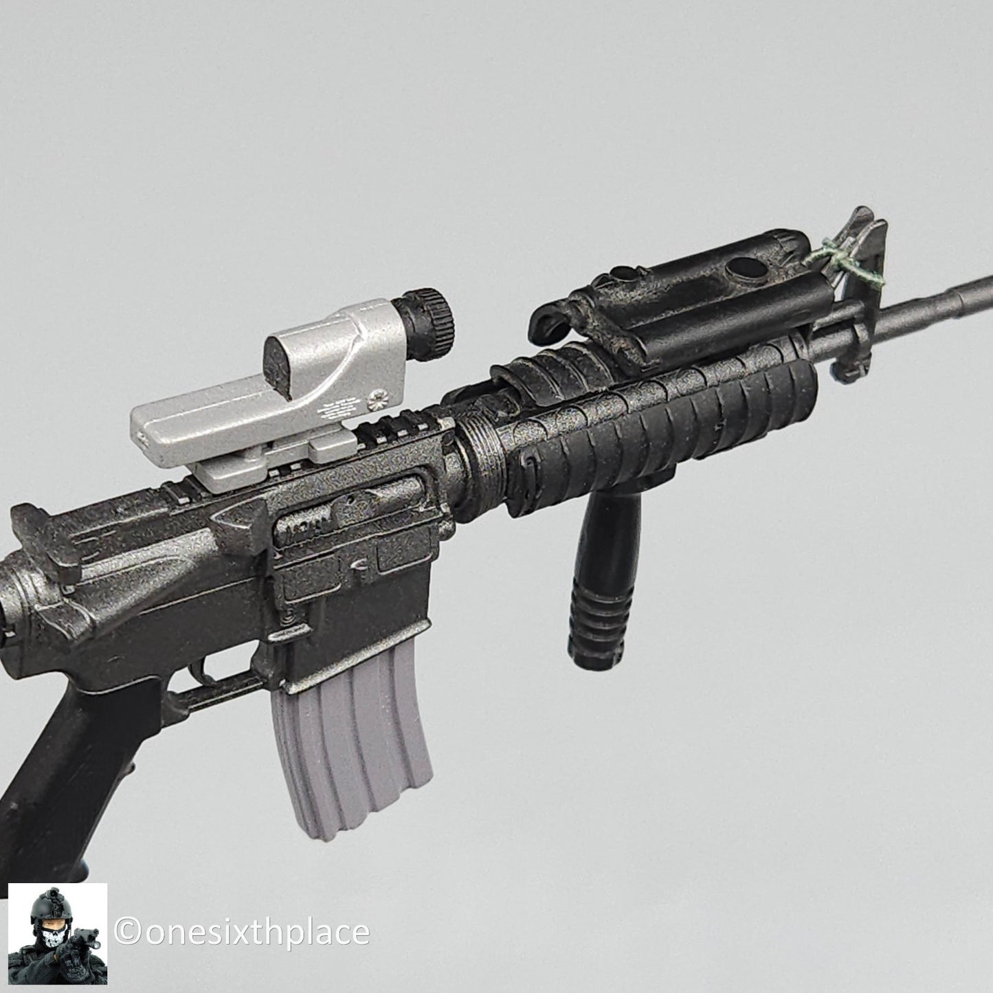 1:6 scale Dragon M4 Rifle w/ Reflex Sight & Silencer for 12" Figures