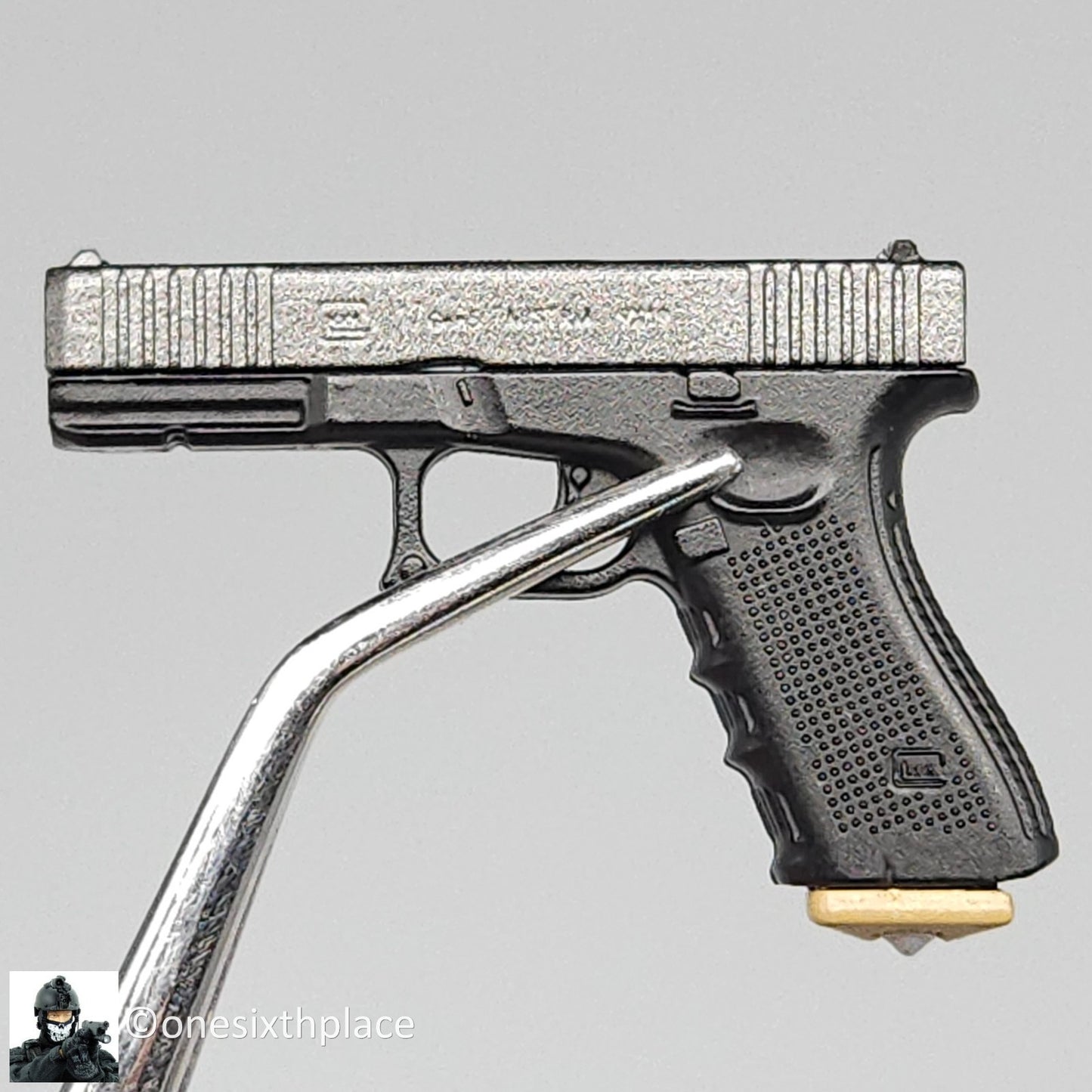 1:6 scale Easy & Simple Russian ALPHA Team Leader G Pistol for 12" Figures