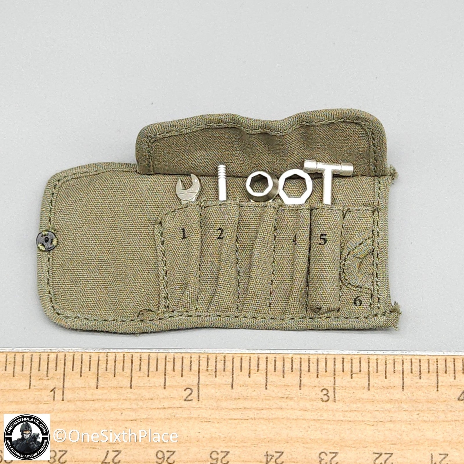 1:6 WWII US 2nd Armored Div Tank Loader "Coon Ass" M10 Tool Kit for 12" Figures