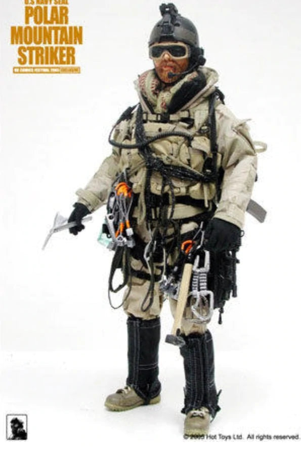 1:6 scale Hot Toys Polar Mountain Striker Tan Combat Boots (Foot Type) for 12" Figures