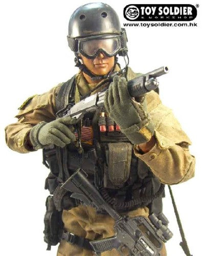 1:6 scale Toy Soldier Delta Force 1911 Pistol w/ Holster for 12" Figures